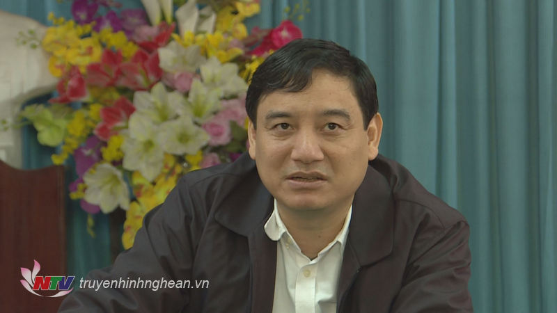 Bí thư Tỉnh ủy yêu cầu thành phố Vinh và BQL chợ Vinh nghiên cứu phương án xây dựng tiết kiệm, hiệu quả nhất để tránh xáo trộn việc kinh doanh của bà con.
